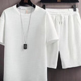 Men's Casual Two-Piece Set: Short Sleeve T-Shirt & Shorts